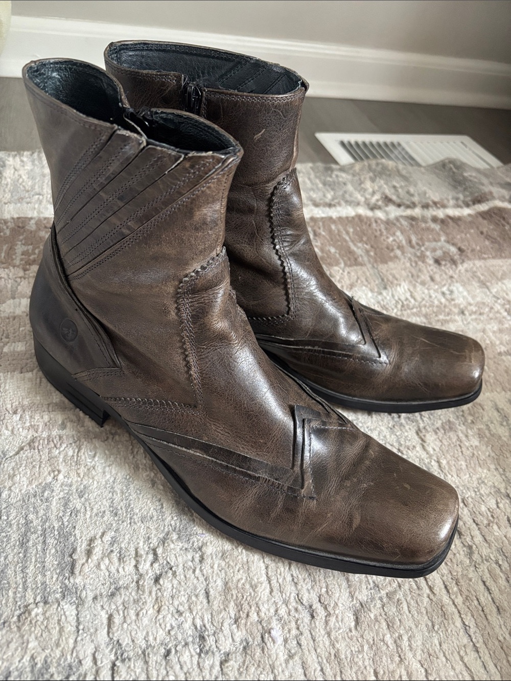 Bronx Dark Brown Leather Western Ankle Boots